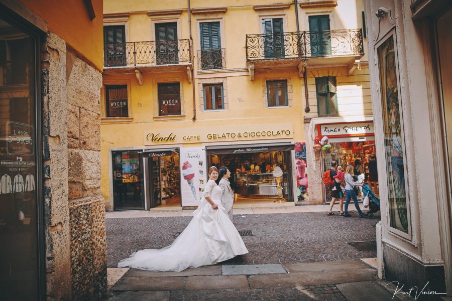 ED (Japan) elopement wedding photography Verona Italy