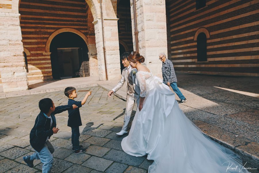 ED (Japan) elopement wedding photography Verona Italy