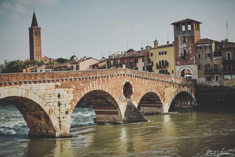 ED (Japan) elopement wedding photography Verona Italy